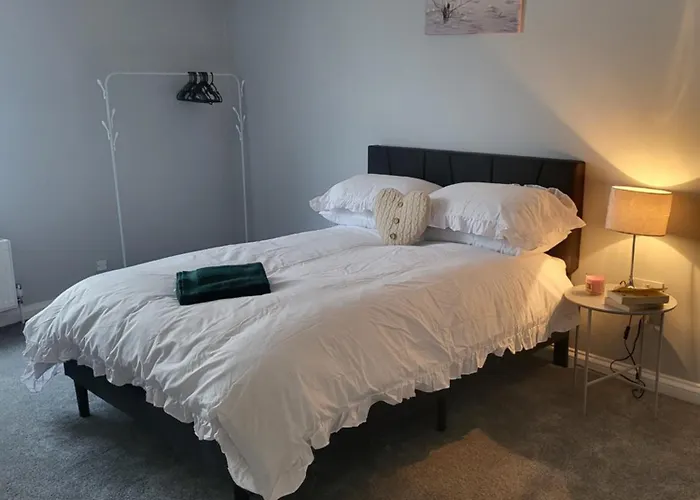 Cosy 2 Bedroom House